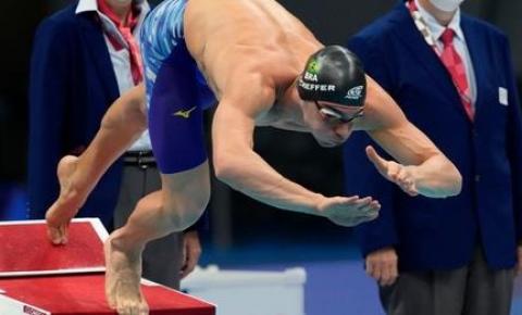 Fernando Scheffer surpreende e conquista o bronze na natação